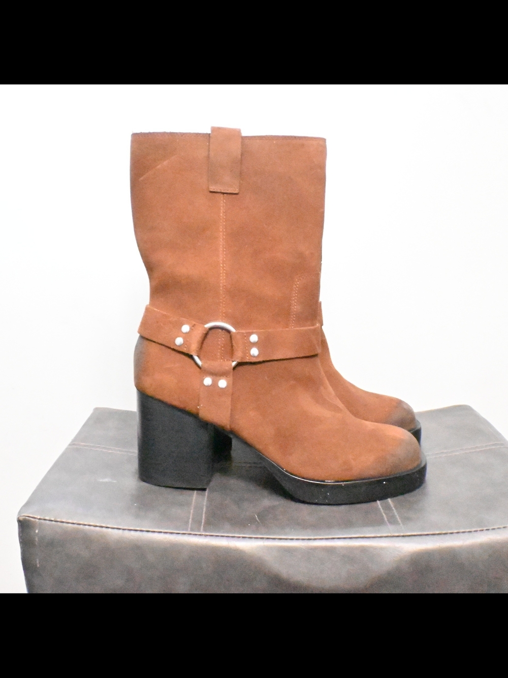 Steve Madden Topher Distressed Moto Style Boot Size 9.5